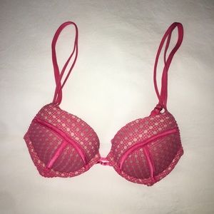 Victoria’s Secret bra